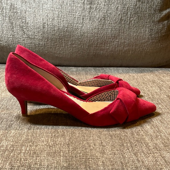 1901 Barrett Bow Kitten Heels Red Suede Size 8.5M - Picture 2 of 8